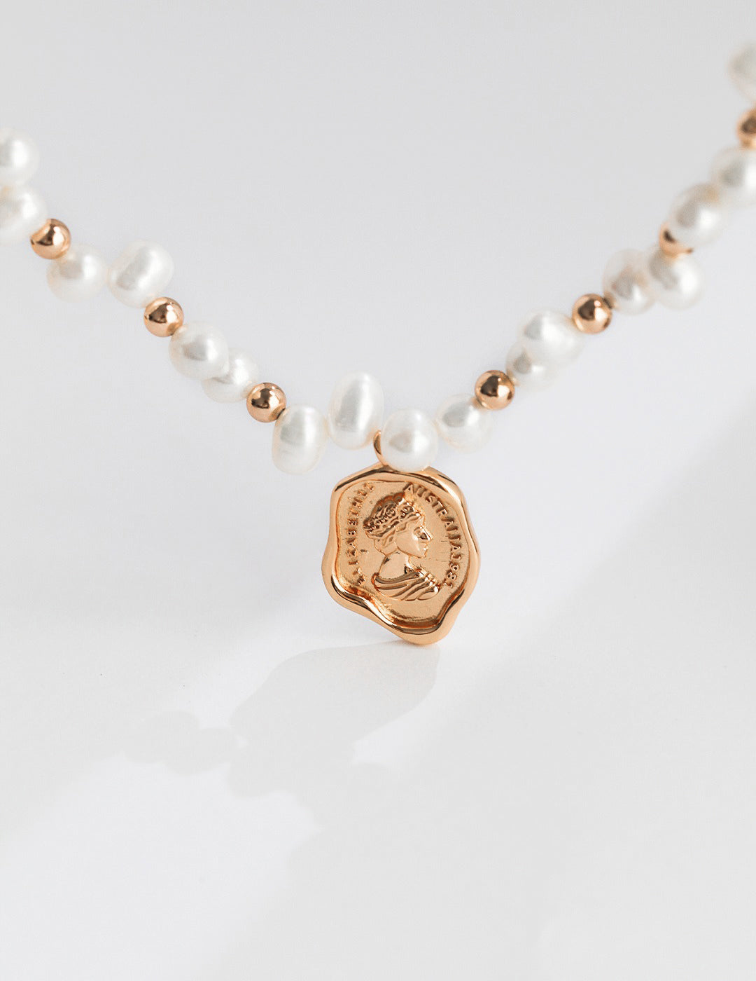 My Store Queen’s Emblem Pearl Necklace Pearl necklace
