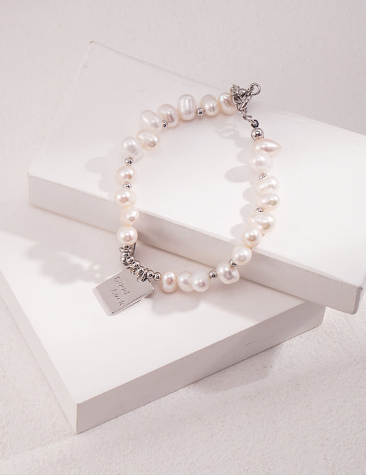A_LUNAROSE “Good Luck Pearl” Freshwater Bracelet Bracelet