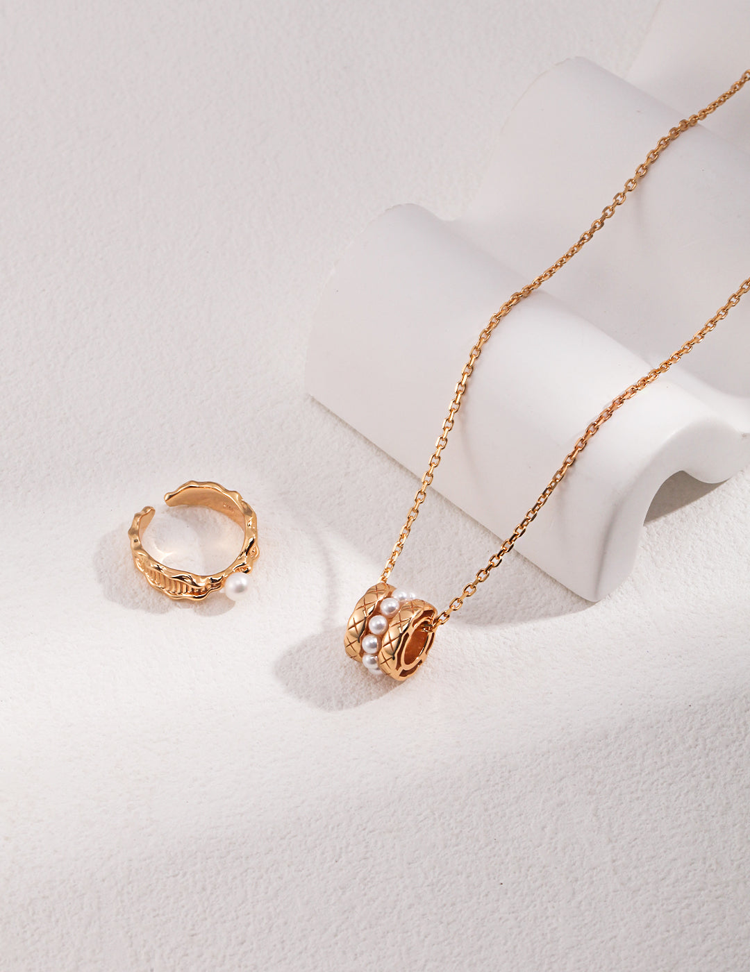 A_LUNAROSE “Luna Orbit” Dual-Charm Pearl Necklace Pearl necklace