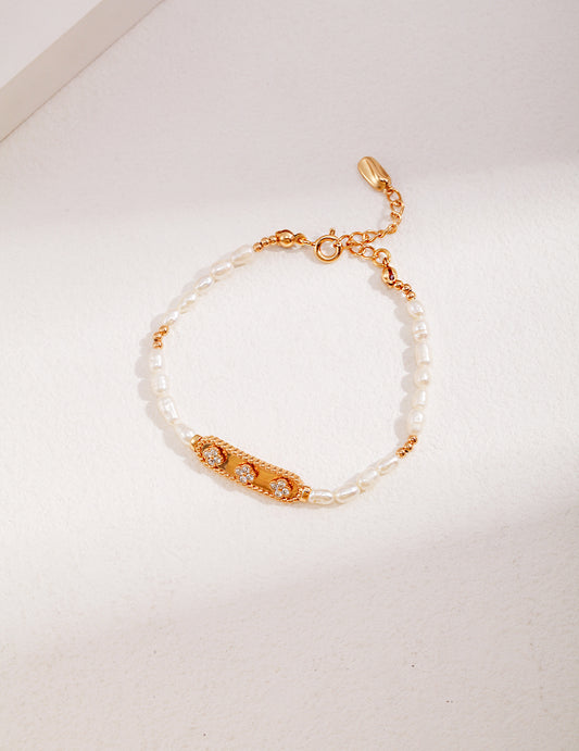 A_LUNAROSE Tiny Flora Bracelet Bracelet