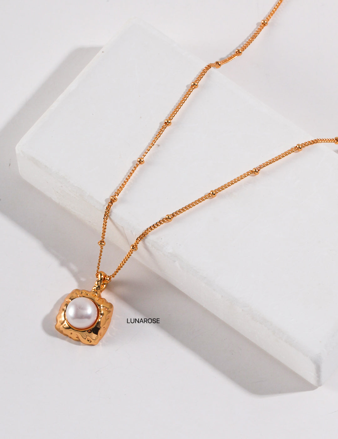 My Store Soleil Frame Necklace Pearl necklace